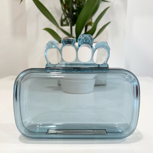 Alexander McQueen Skull Four Ring embellished acrylic clutch - Picture 3 of 14